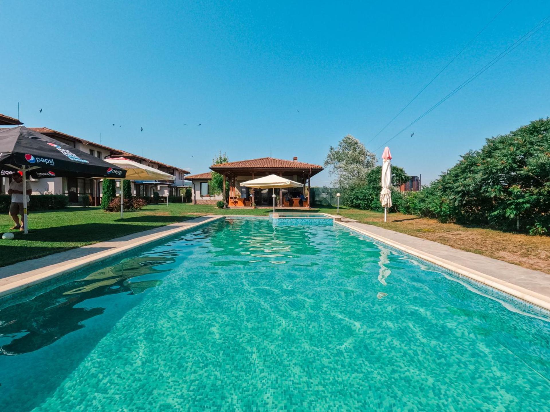 Bendida Village Pavel Banya Esterno foto