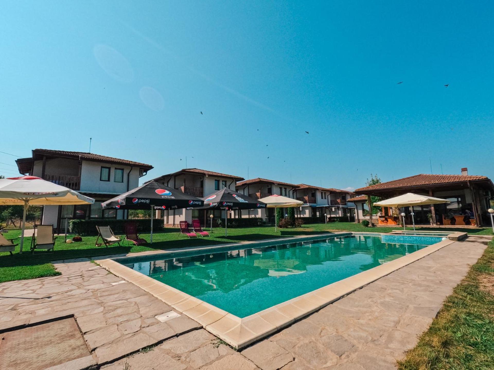 Bendida Village Pavel Banya Esterno foto
